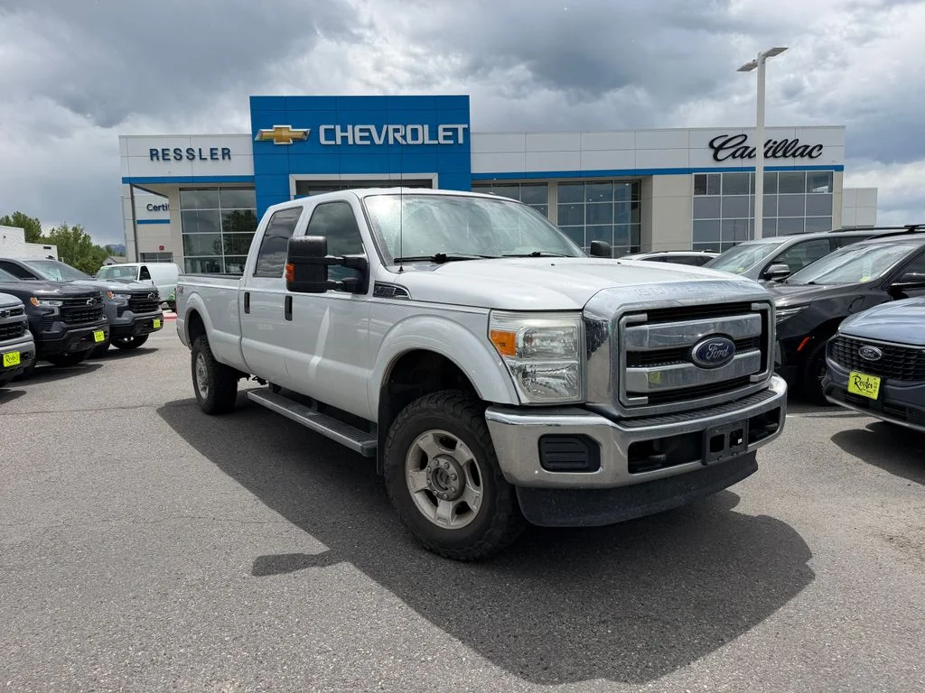 2013 Ford F-350 Platinum 4x4 Crew Cab 172-In SRW's photo