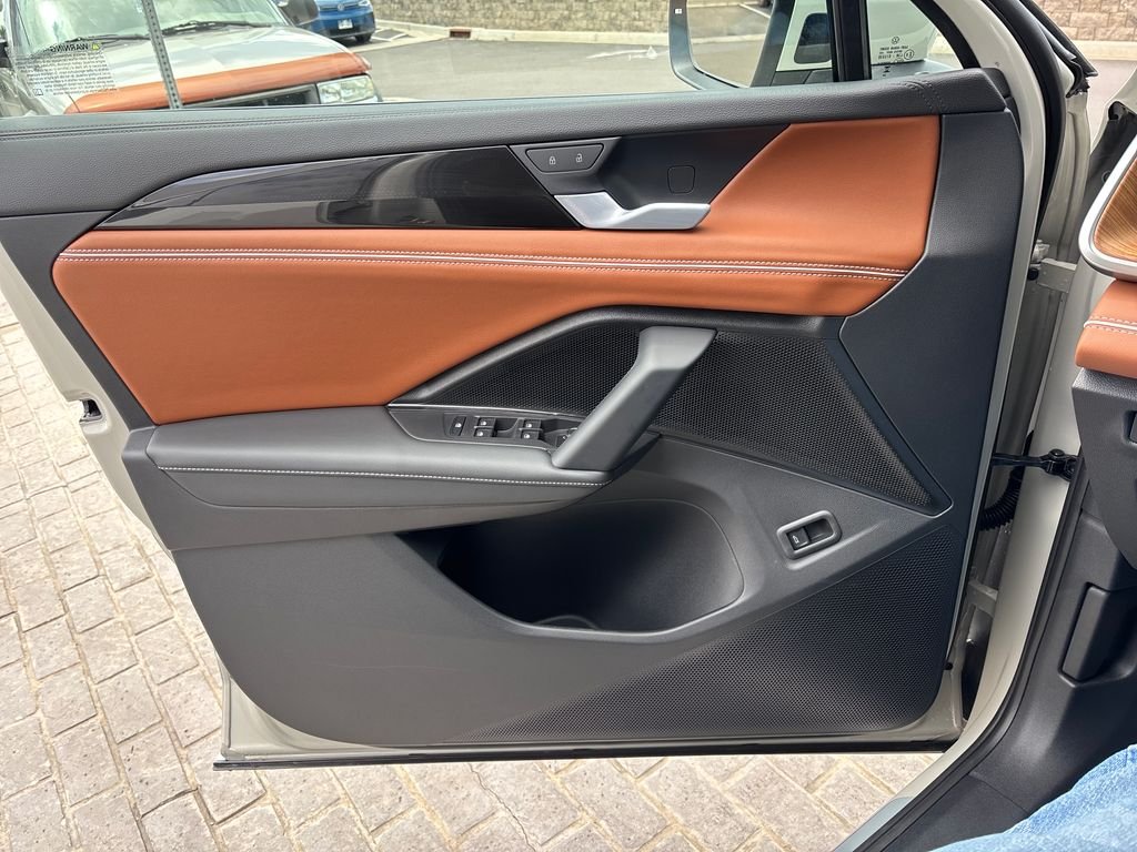 New 2026 Sandstone Volkswagen 2.0T SEL R-Line Turbo image 9