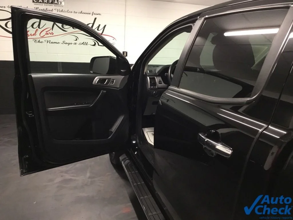 Used 2019 Black Ford XLT image 26