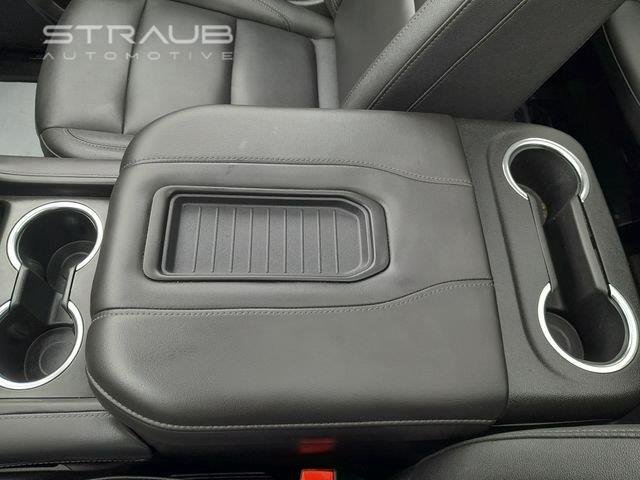 Used 2024 Black Chevrolet Z71 image 27