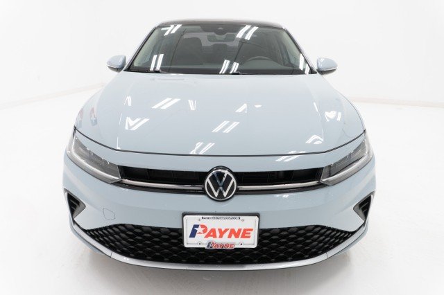 Used 2025 Monument Gray Volkswagen SEL image 2