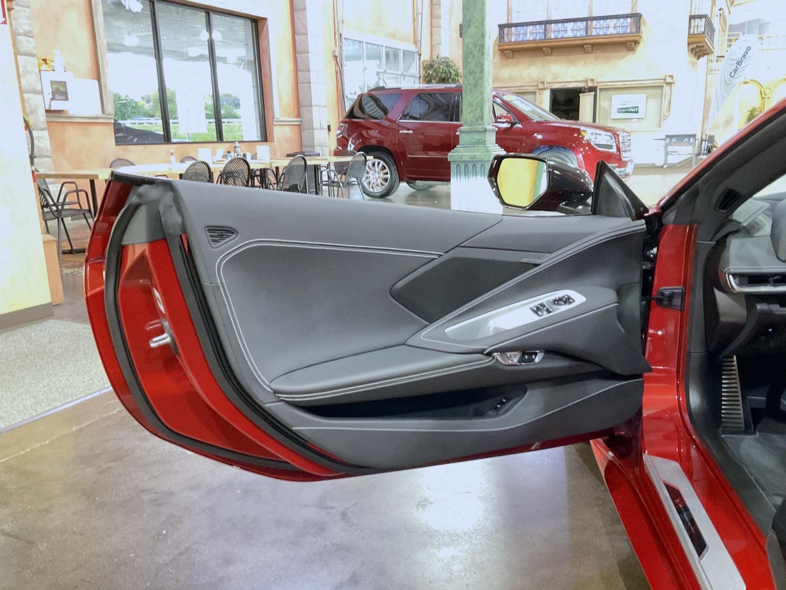 2024 Chevrolet Corvette 1LT - Photo 9