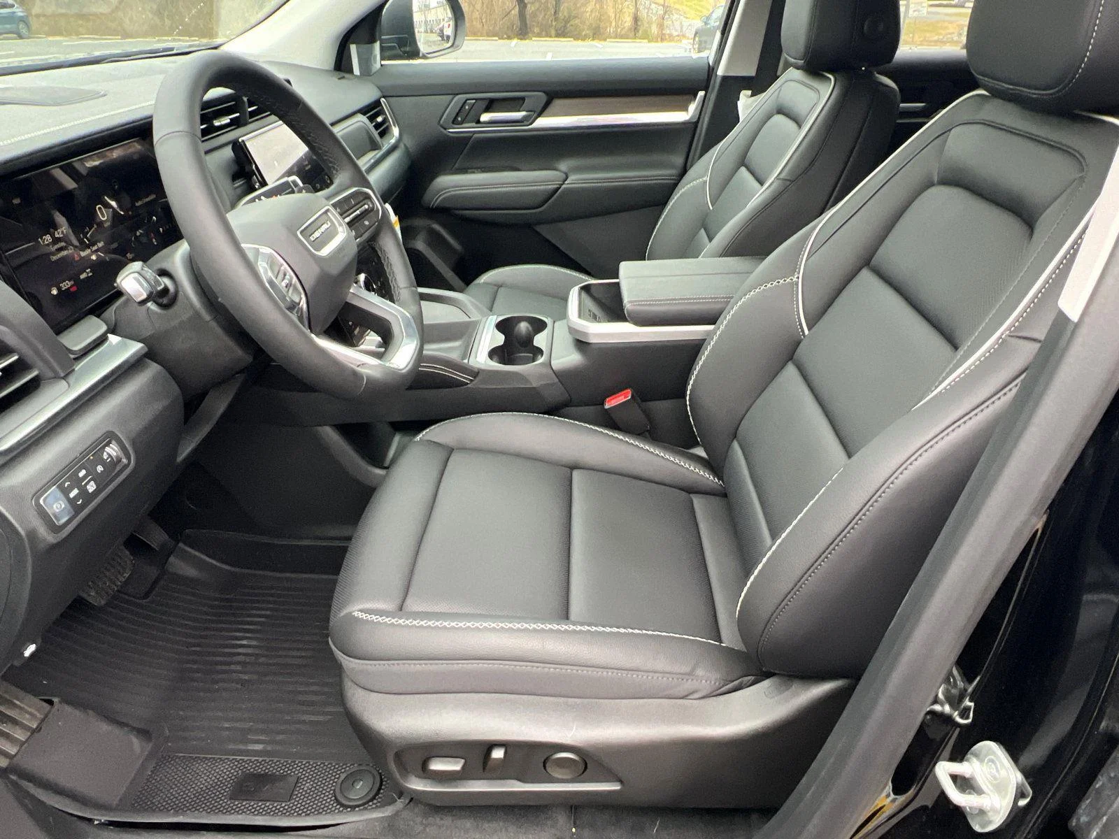 2026 GMC Terrain Denali - Photo 17