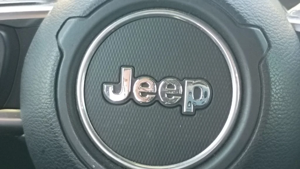 Used 2020 Gray Jeep Overland image 28