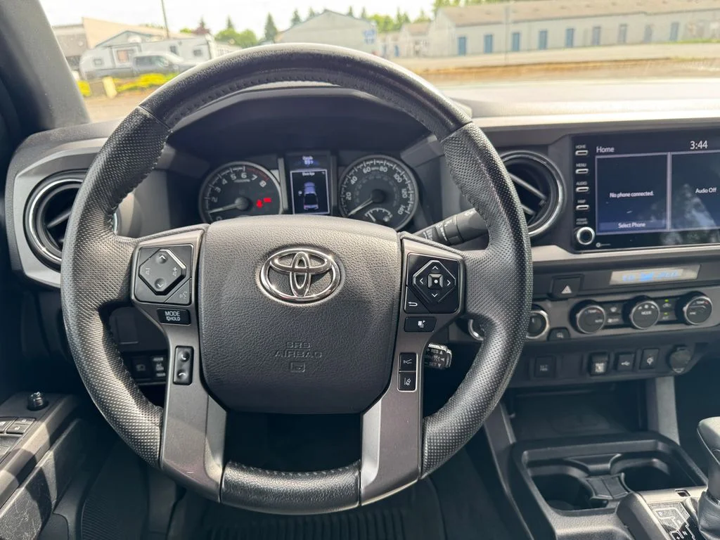 Used 2021 Green Toyota TRD Off-Road image 23