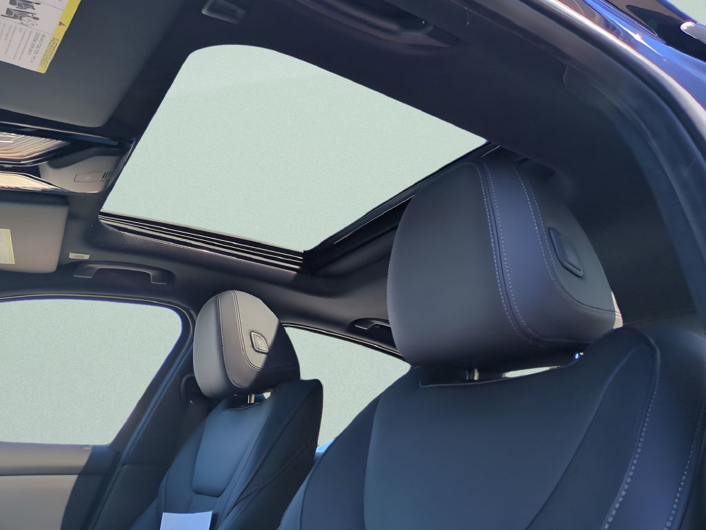 2026 BMW 3 Series 330i - Photo 17