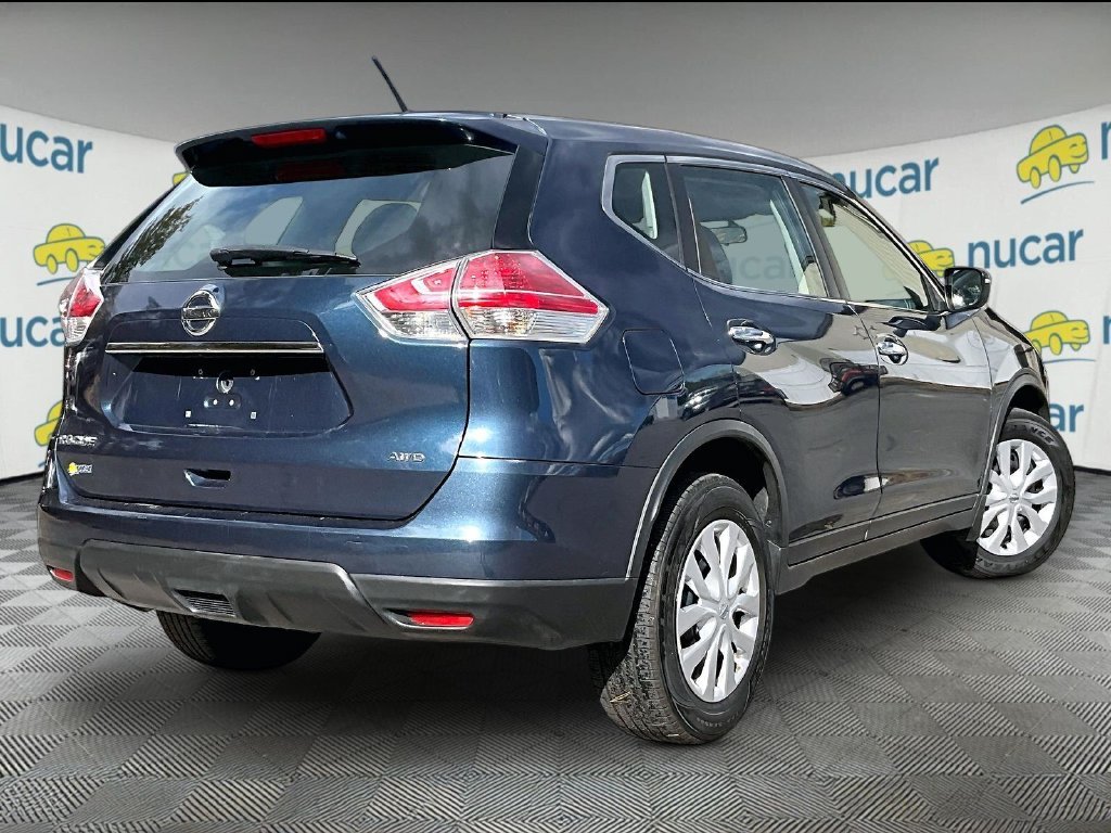 Used 2015 Arctic Blue Metallic Nissan S image 6