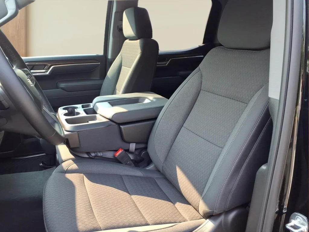 Used 2025 Black Chevrolet LT image 14