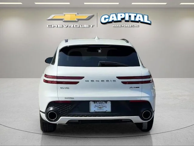 Used 2023 White Genesis 3.5T Sport image 4