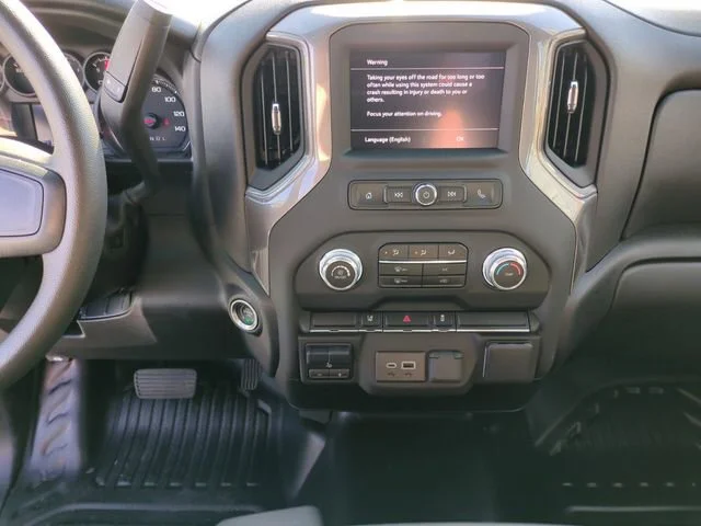 New 2024 Summit White GMC Pro image 25
