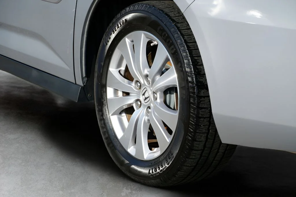 Used 2016 Silver Honda EX-L image 9
