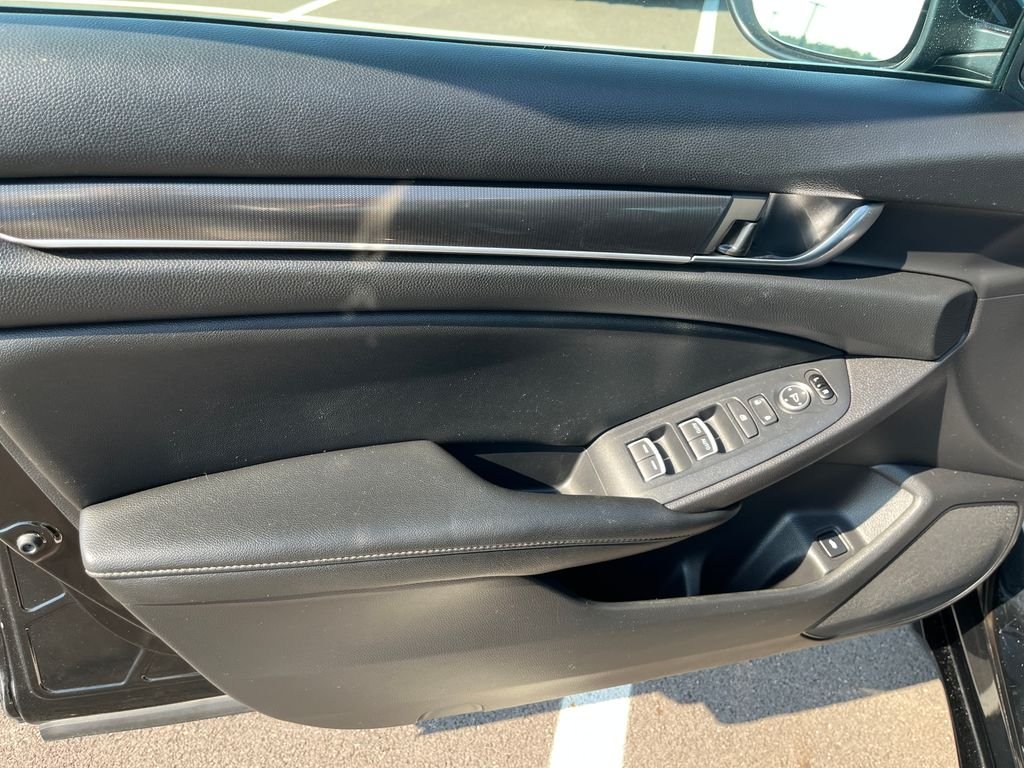 Used 2020 Black Honda Sport image 11