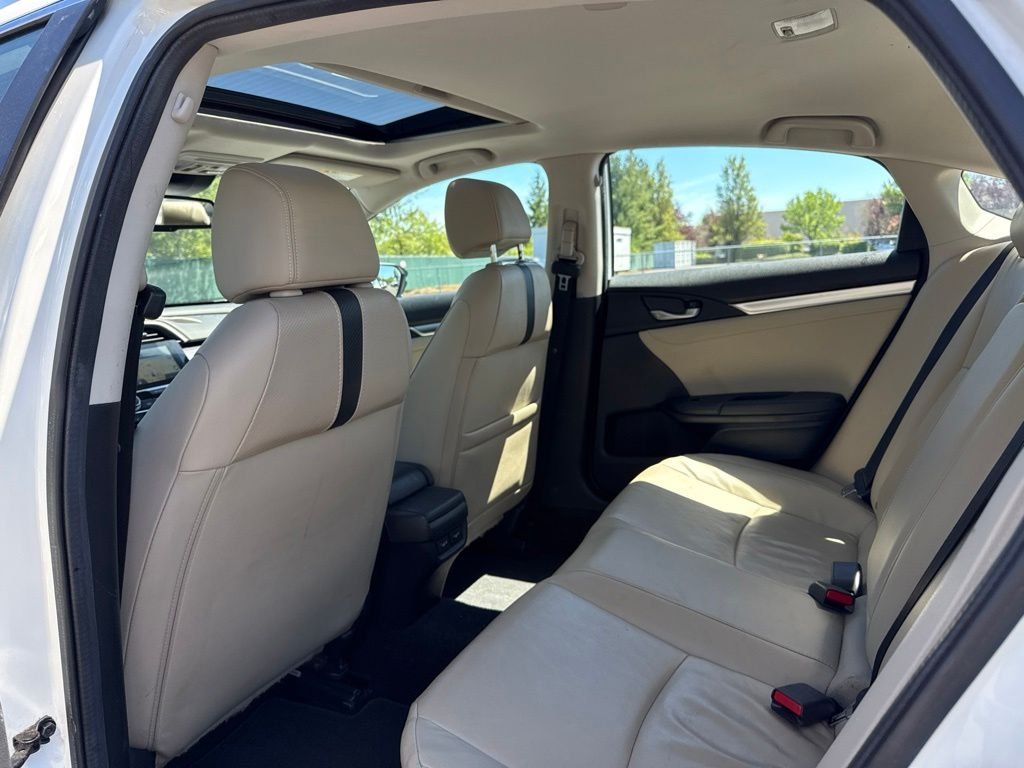 Used 2016 White Orchid Pearl Honda Touring image 18