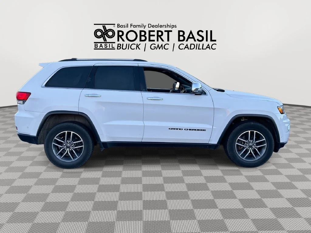 Used 2020 White Jeep Limited image 9