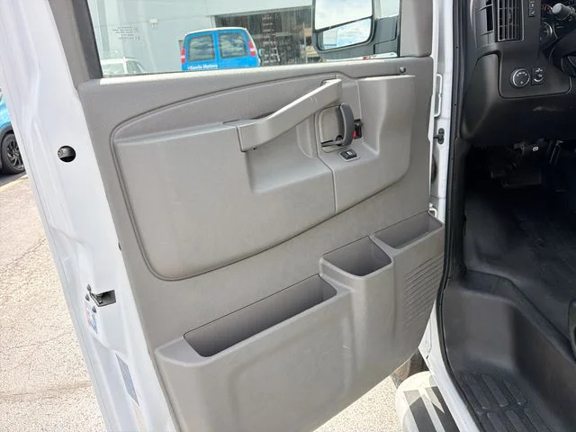 Used 2024 White Chevrolet Work Van image 20