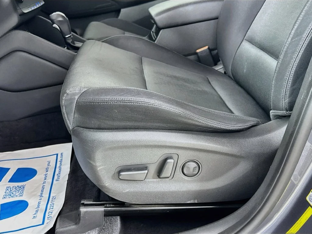 Used 2016 Coliseum Gray Hyundai Sport image 24