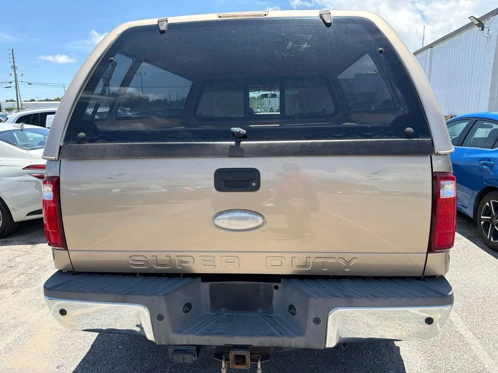 Used 2012  Ford Lariat image 4