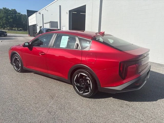 Used 2025 Red Kia EX image 52