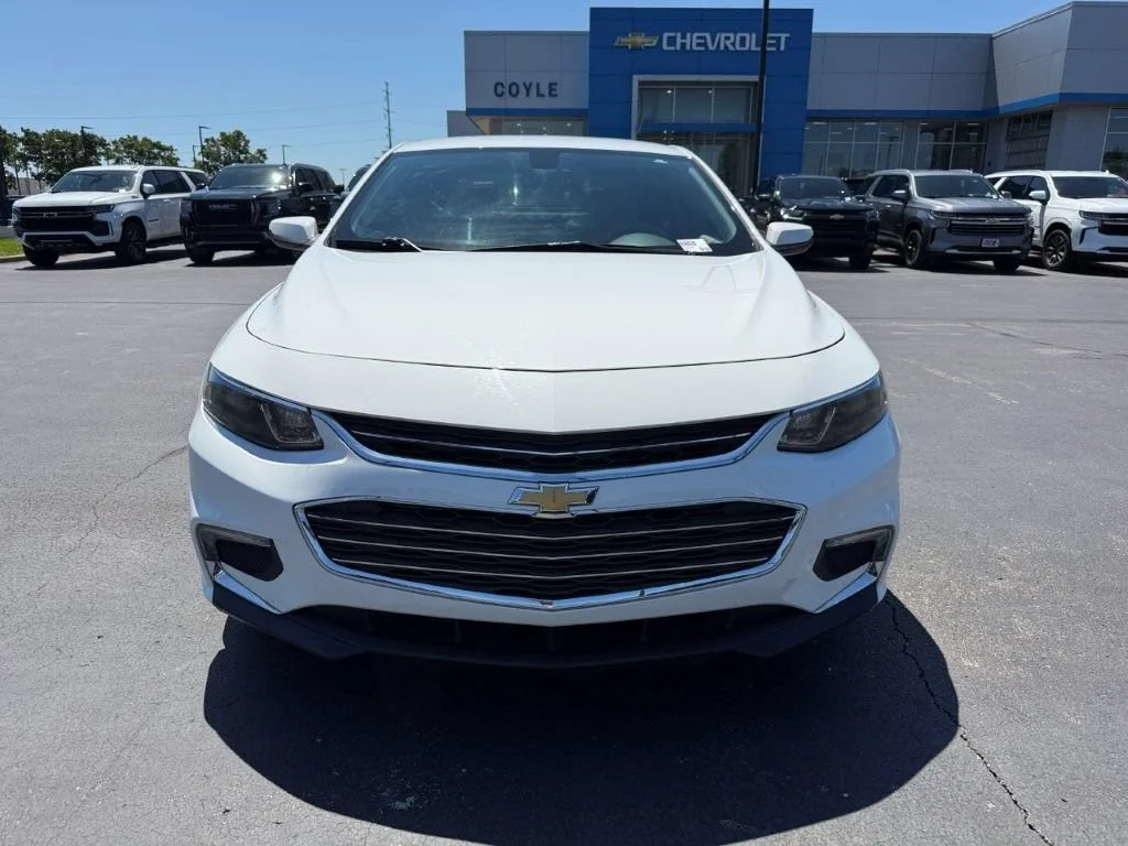 Used 2017 Chevrolet Malibu 1LT with VIN 1G1ZE5STXHF141785 for sale in Clarksville, IN