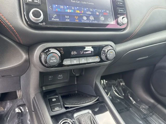 Used 2024 Gray Nissan SR image 21