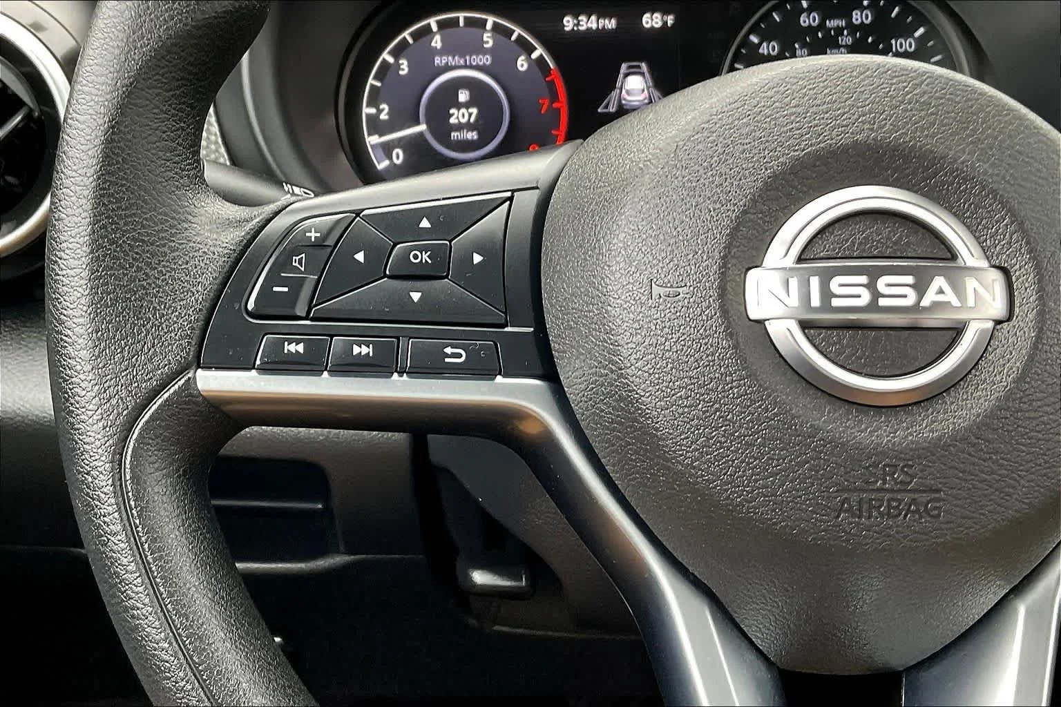 Used 2024 Boulder Gray Pearl Nissan SV image 23