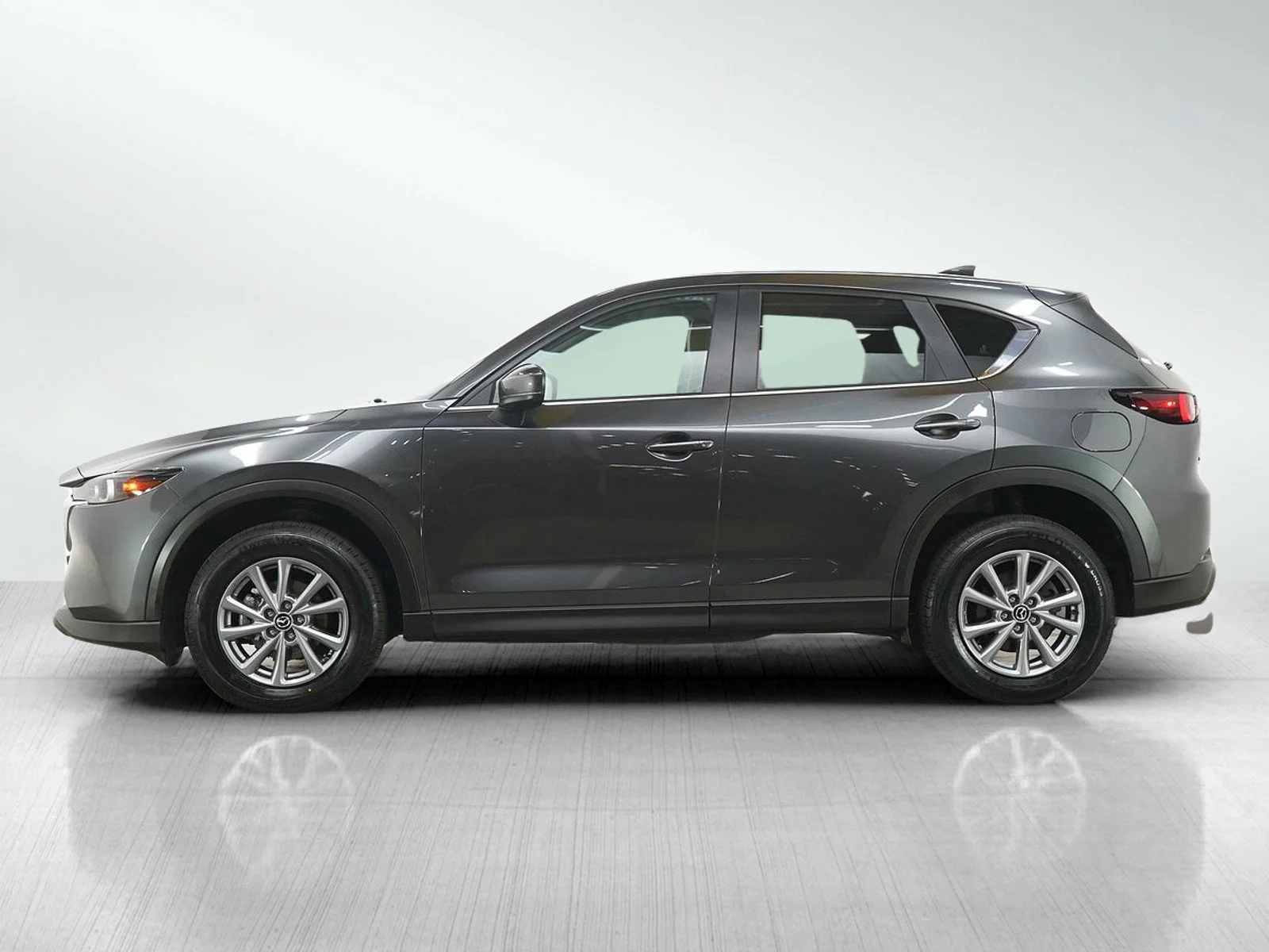 Used 2022 Mazda CX-5 S Preferred package with VIN JM3KFBCM5N0557132 for sale in White Bear Lake, Minnesota