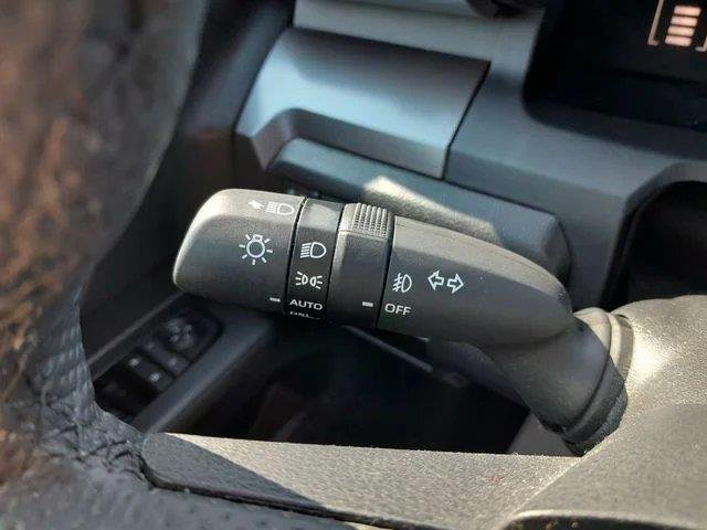 Used 2025 Underground Toyota SR5 image 16
