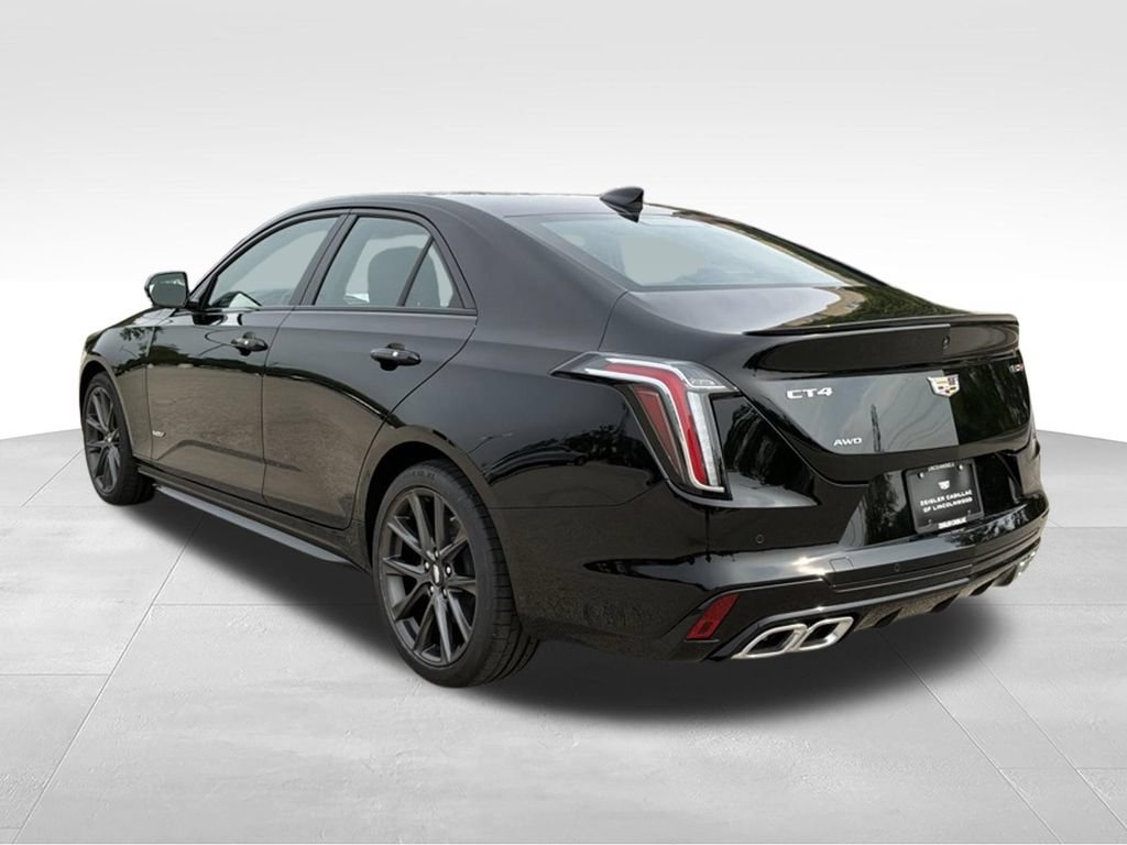 2026 Cadillac CT4 V-Series - Photo 10