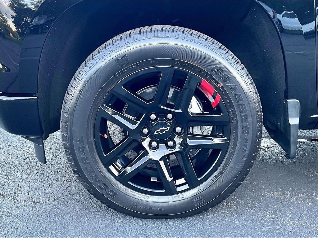 Used 2023 Black Chevrolet RST image 7