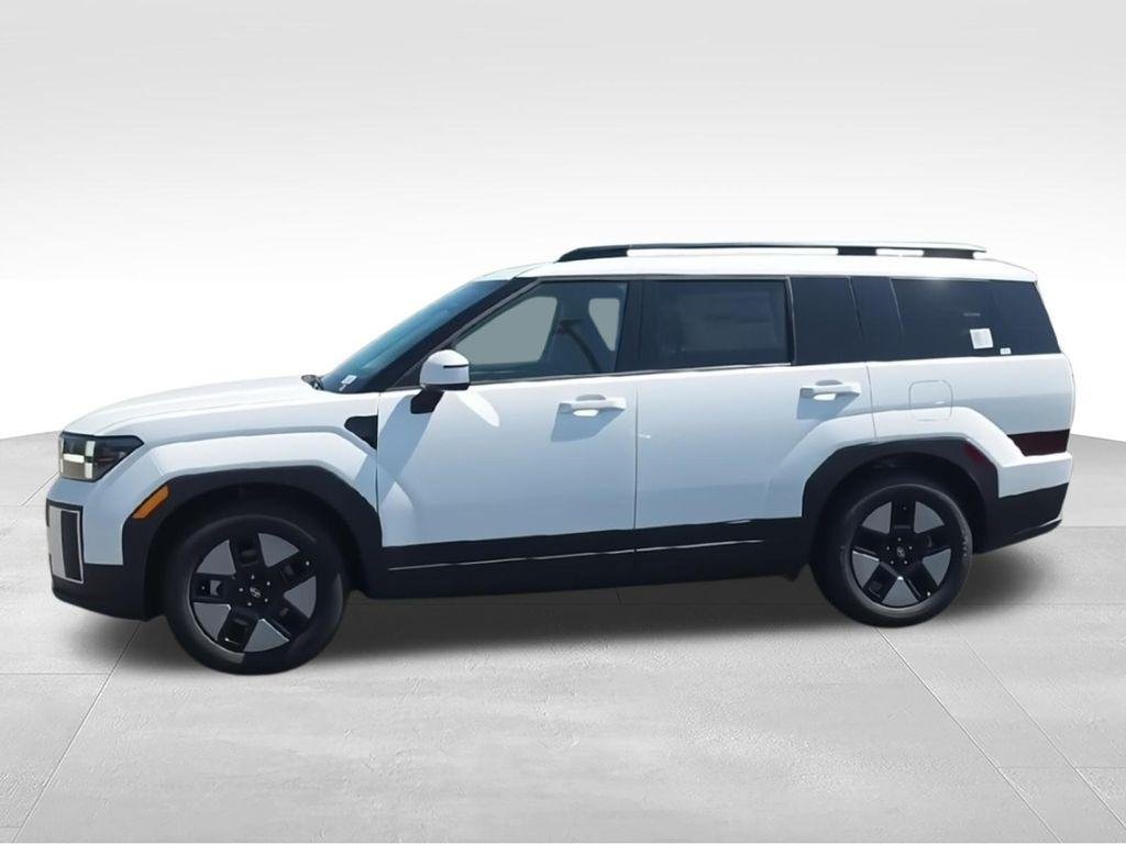 New 2026 White Hyundai SEL image 5