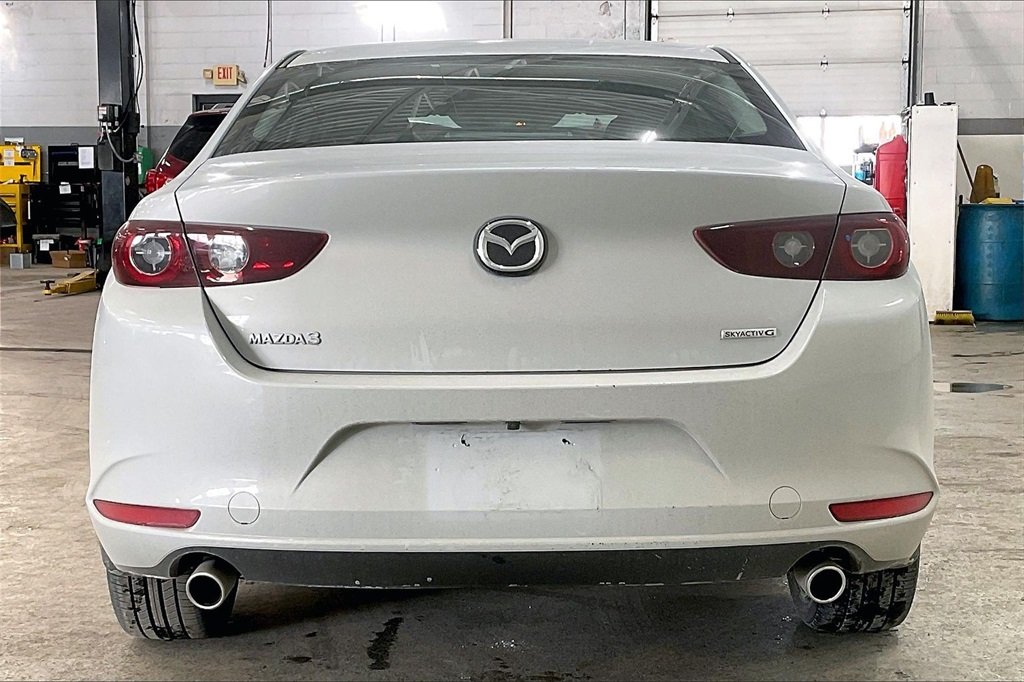 2025 MAZDA MAZDA3 - Image 2