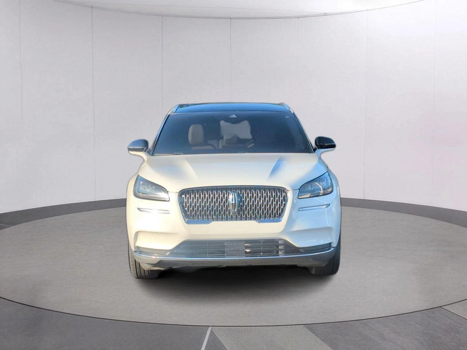 Used 2022 Pristine White Metallic Tri-Coat Lincoln Reserve image 10