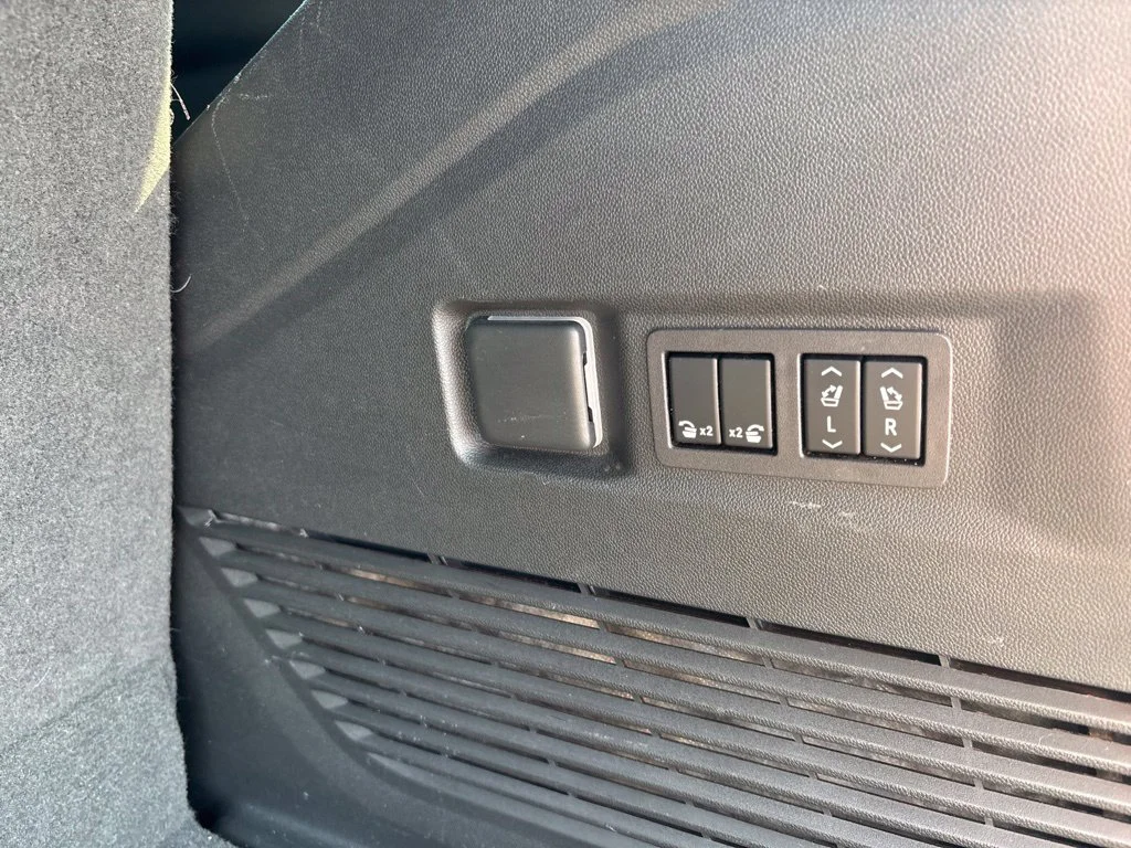 Used 2024 Black Chevrolet Premier image 34