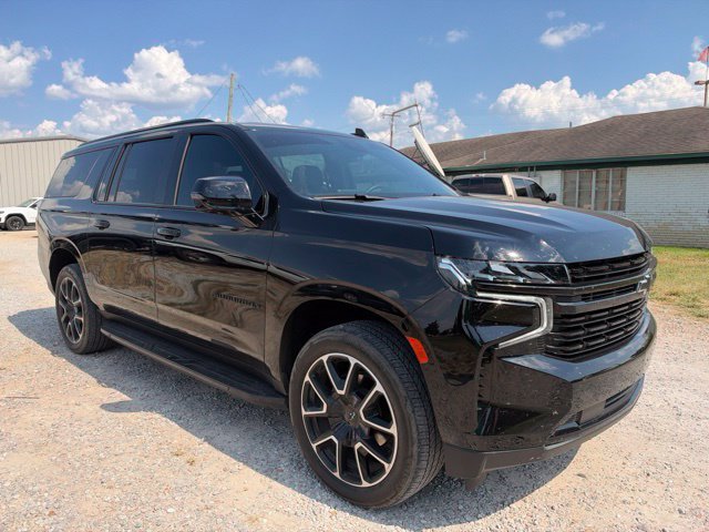 Used 2024 Black Chevrolet RST image 2
