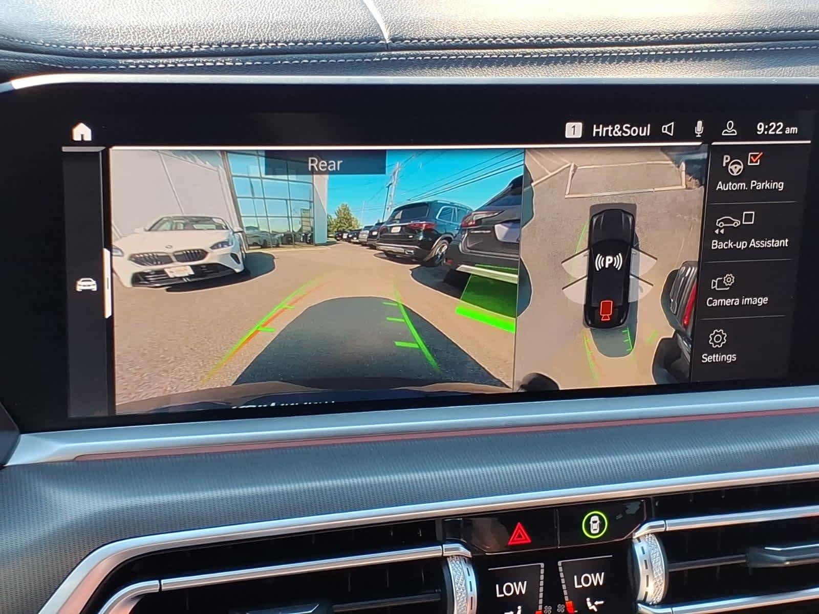 Used 2021 Black Sapphire Metallic BMW M50i image 19