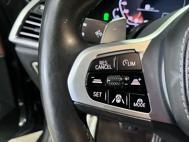 Used 2021 Gray BMW M50i image 26