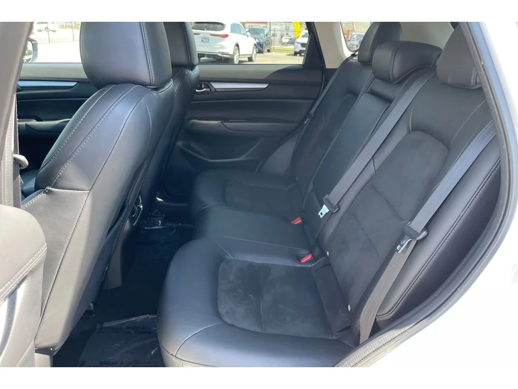 Used 2021 Snowflake White Pearl Mica Mazda Touring image 15