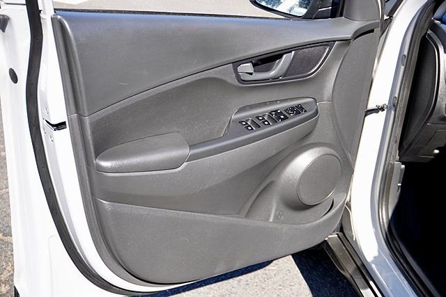 Used 2023 Silver Hyundai SEL image 21