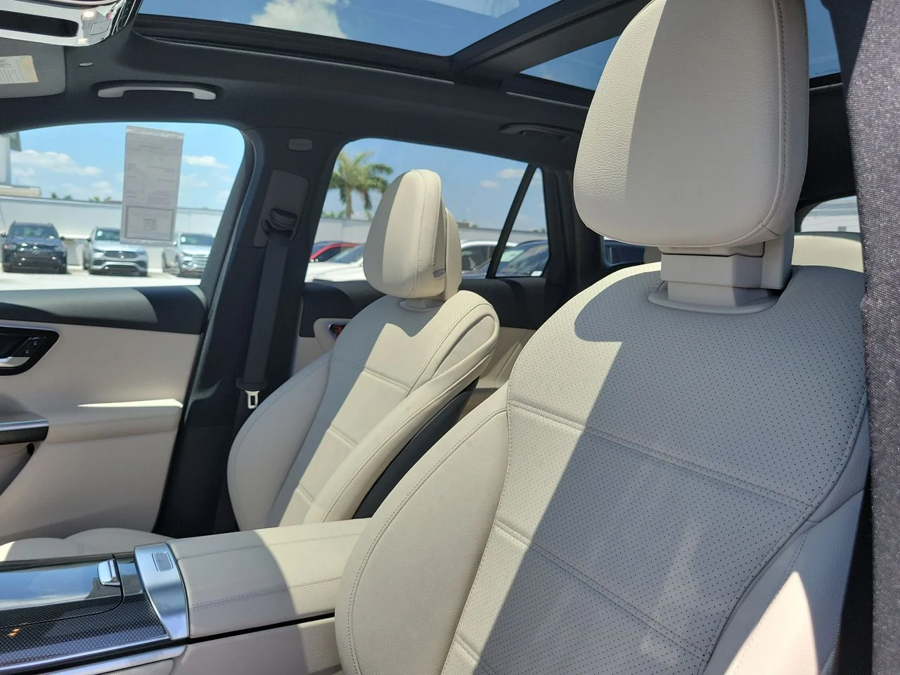 New 2026 Cirrus Silver Metallic Mercedes-Benz GLC 300 image 20