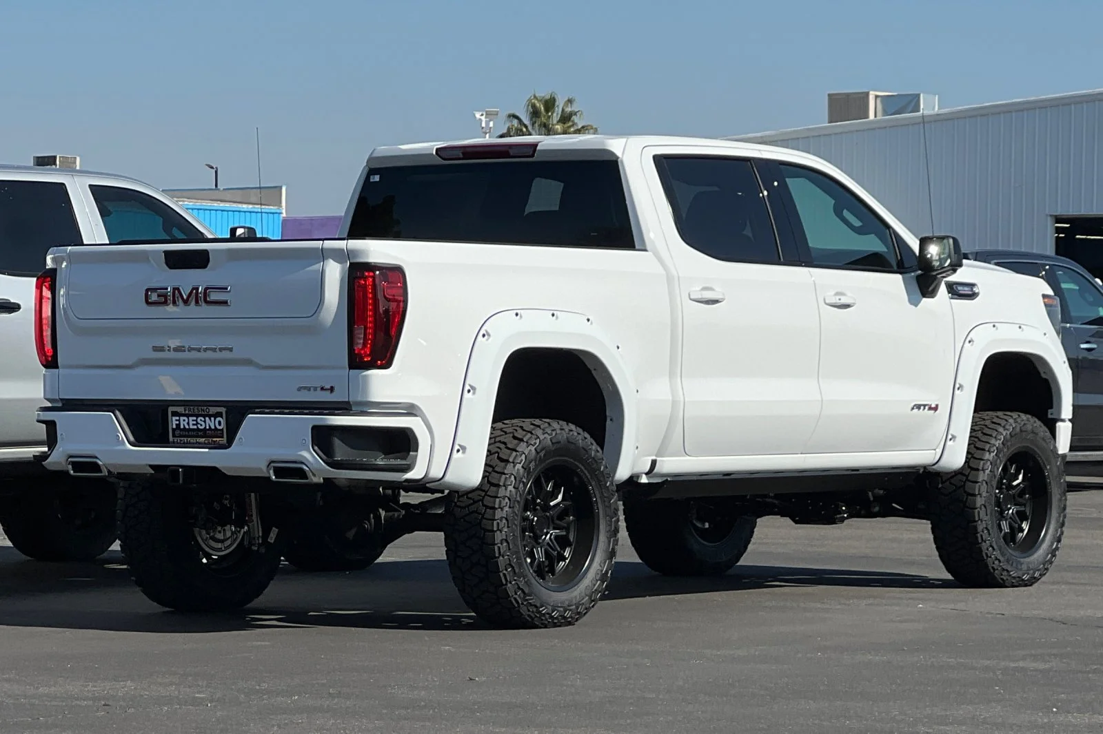 2026 GMC Sierra 1500 AT4 - Photo 4