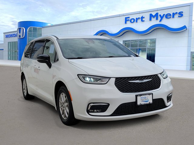 2025 Chrysler Pacifica