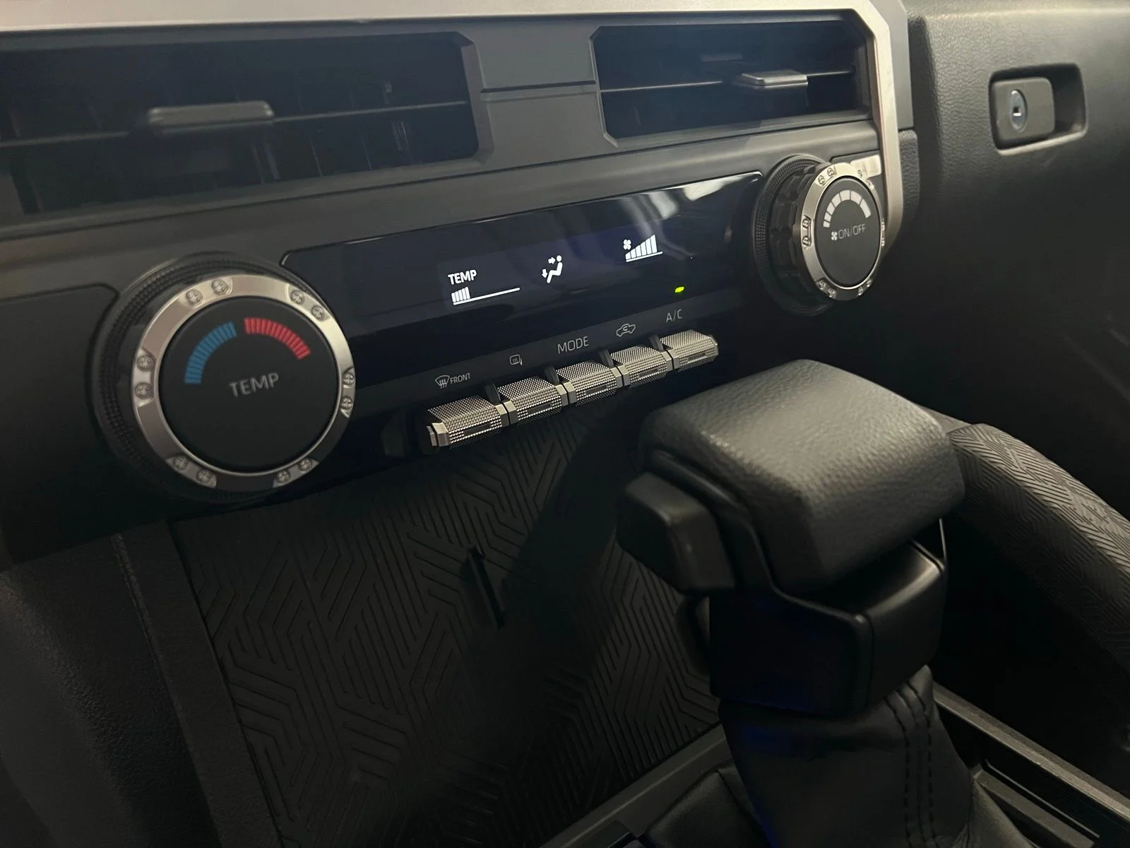 Used 2025 White Toyota SR image 18