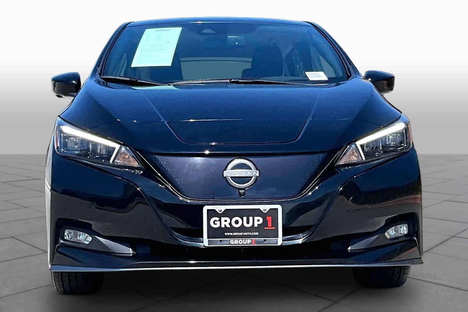 Used 2025 Super Black Nissan SV PLUS image 3