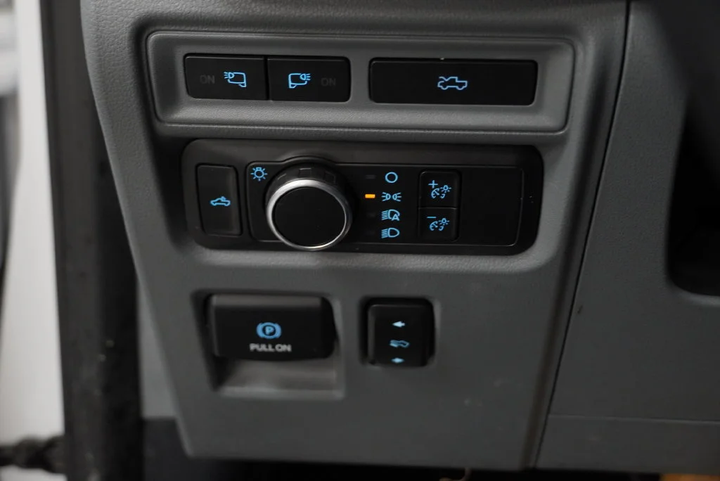 Used 2022 White Ford XLT image 34