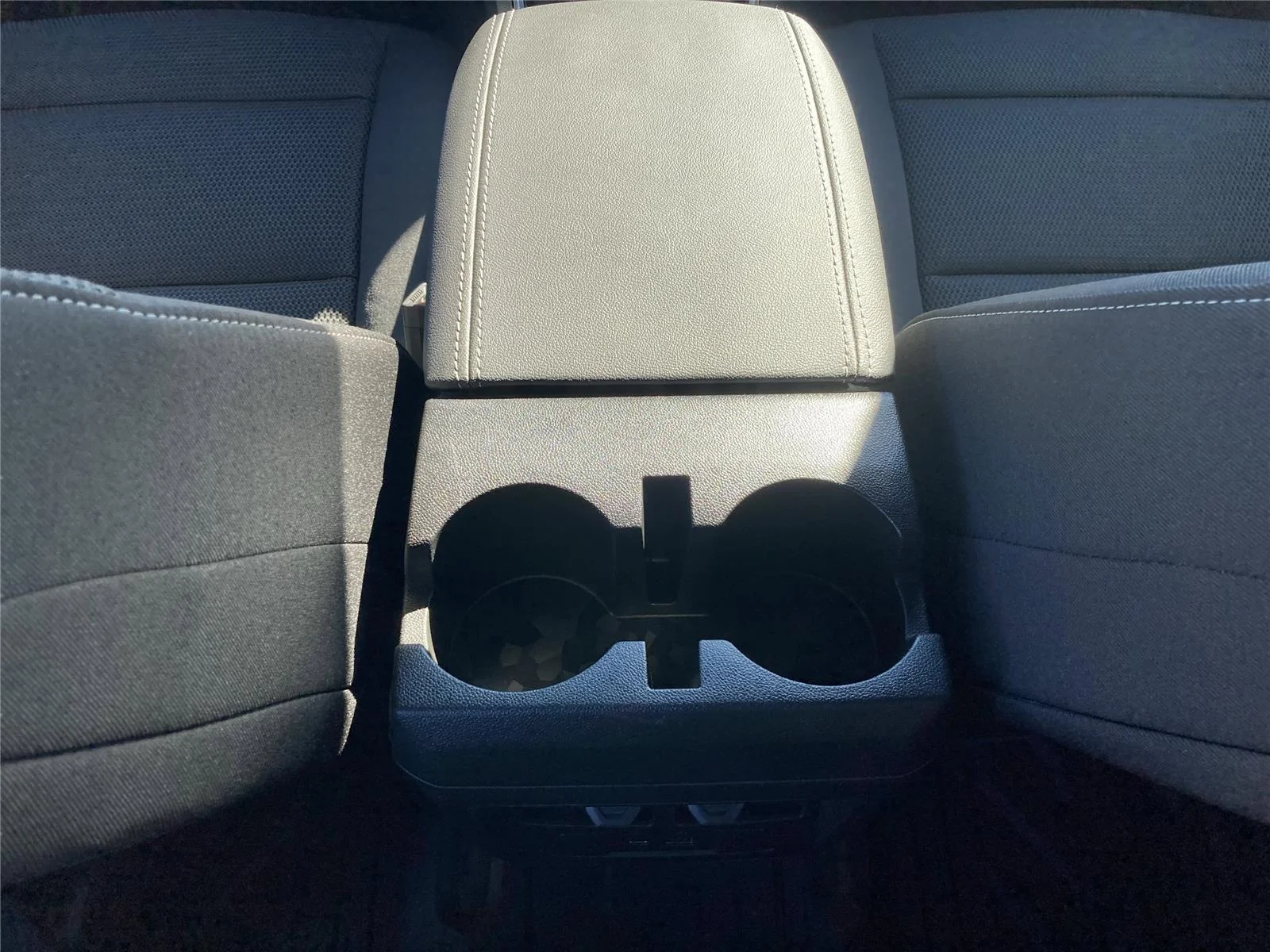 New 2026 Summit White GMC Elevation image 21