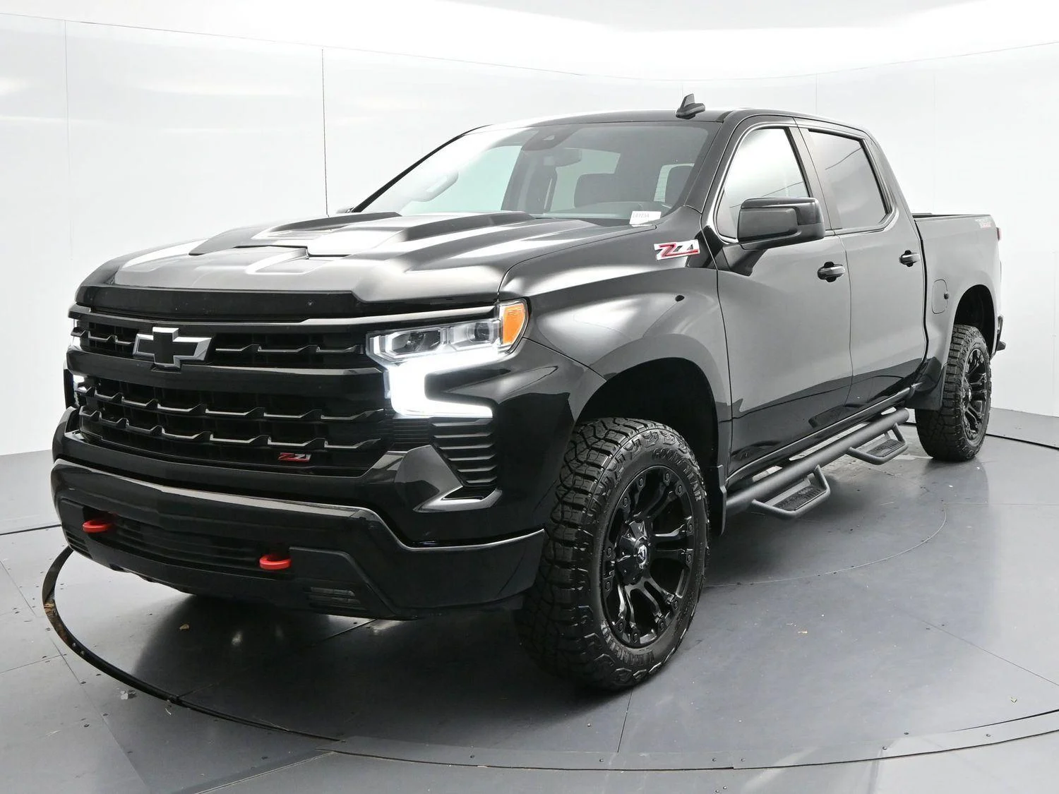 Used 2022 Black Chevrolet LT Trail Boss image 3