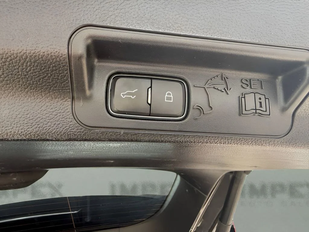 Used 2021  Ford XLT image 30