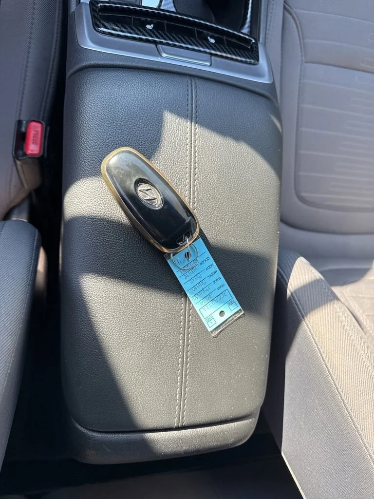 Used 2024  Hyundai SEL image 30