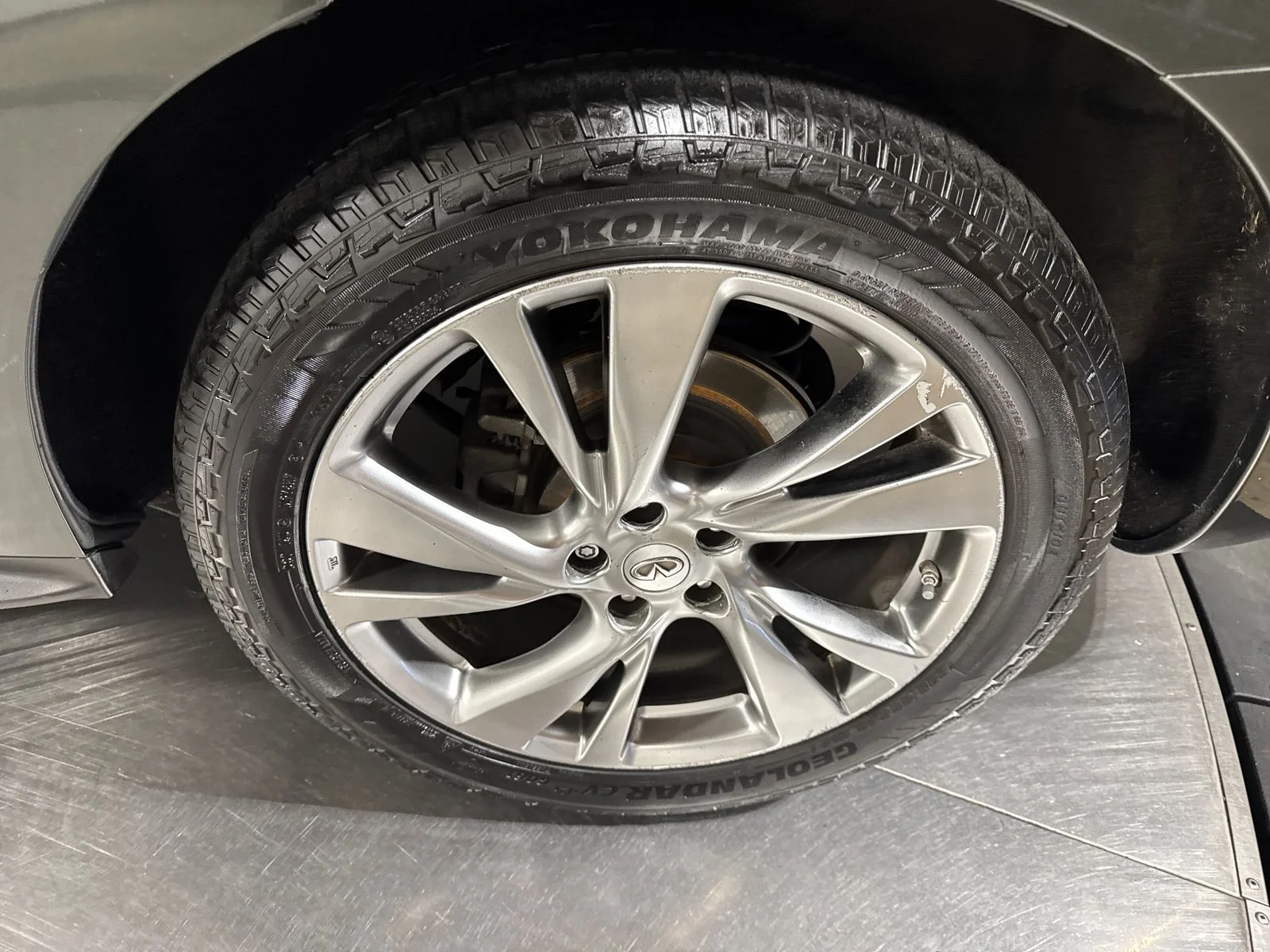 Used 2013 Green INFINITI Base image 7