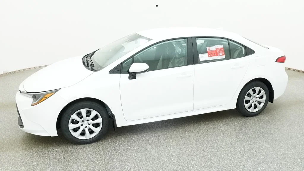 New 2026 Ice Cap Toyota LE image 5